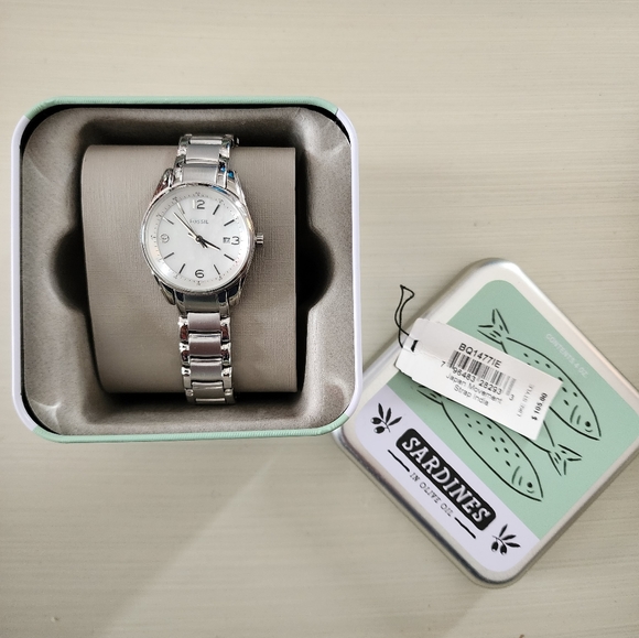 Fossil Justine Mother of Pearl Stainless Steel Watch BQ1477IE (needs battery) - Picture 2 of 6